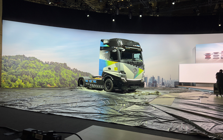 Daimler Truck Hv 2023 Ki Bild Rueckwand